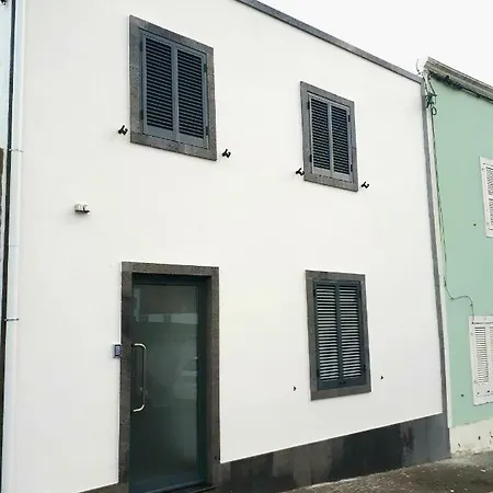 Konukevi Urban Azores - 44 *